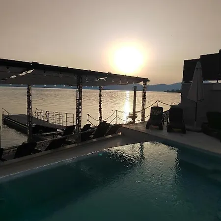 Poseidon Apartman