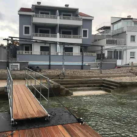 Poseidon Apartman *