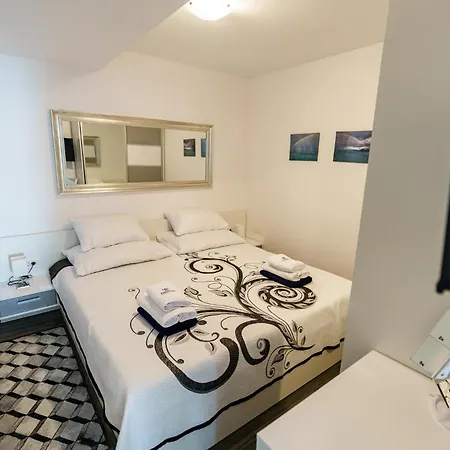 Poseidon Апартаменты