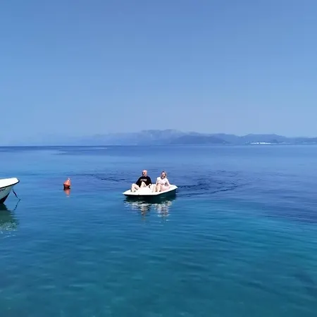 Poseidon Apartman Sreser