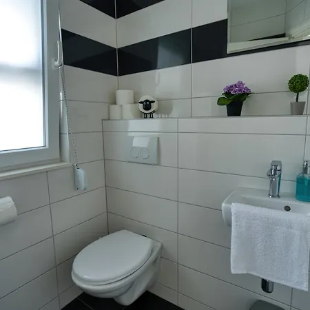 Poseidon Apartman Sreser