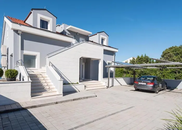 Apartament Poseidon Sreser