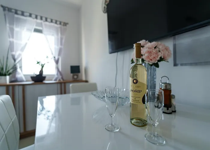 Apartament Poseidon Sreser
